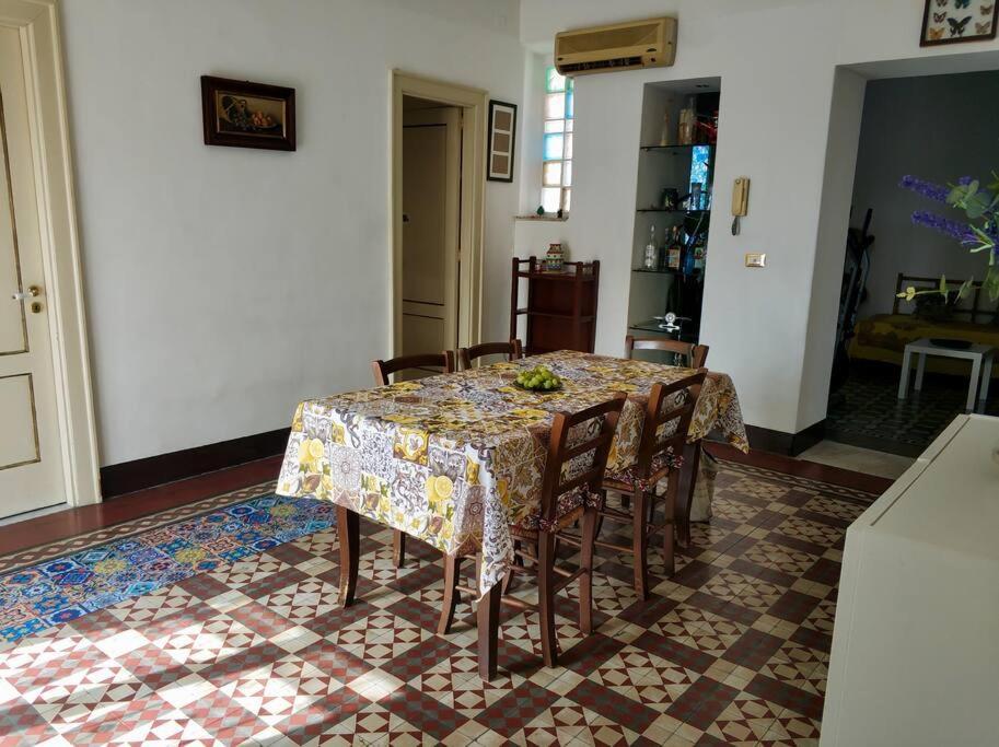 Appartamento Life In Station Catania Esterno foto